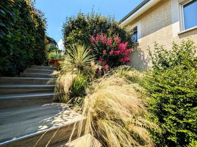 Villa - 100 m² - 6 pièces