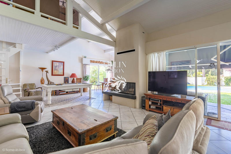 Villa - 165 m² - 6 pièces