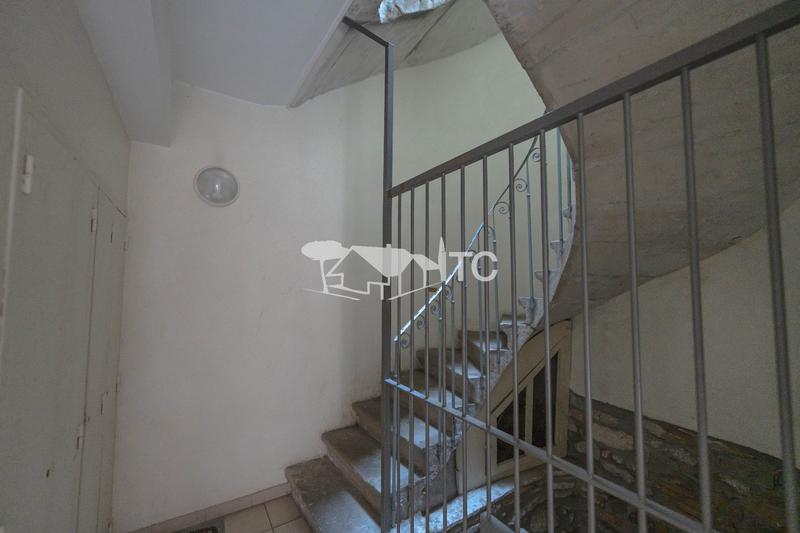 Maison - 285 m² - 11 pièces