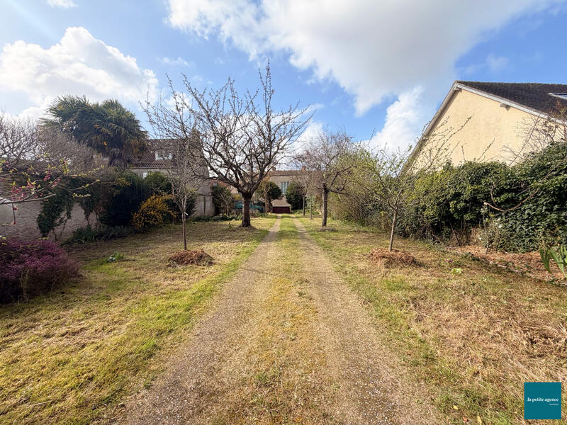 Maison - 190 m² - 5 pièces