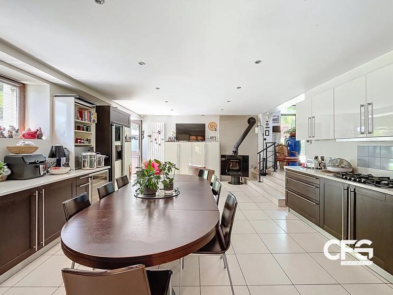 Propriété - 8 pièces