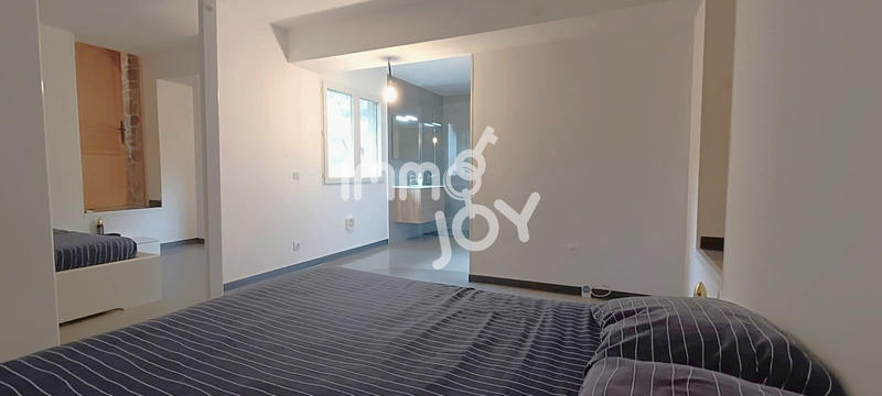 Villa - 183 m² - 6 pièces