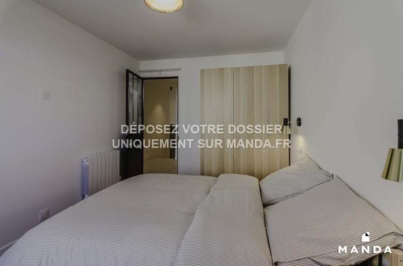 Chambre - 11 m² - 5 pièces