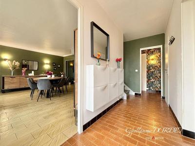 Maison traditionnelle - 109 m² - 4 pièces