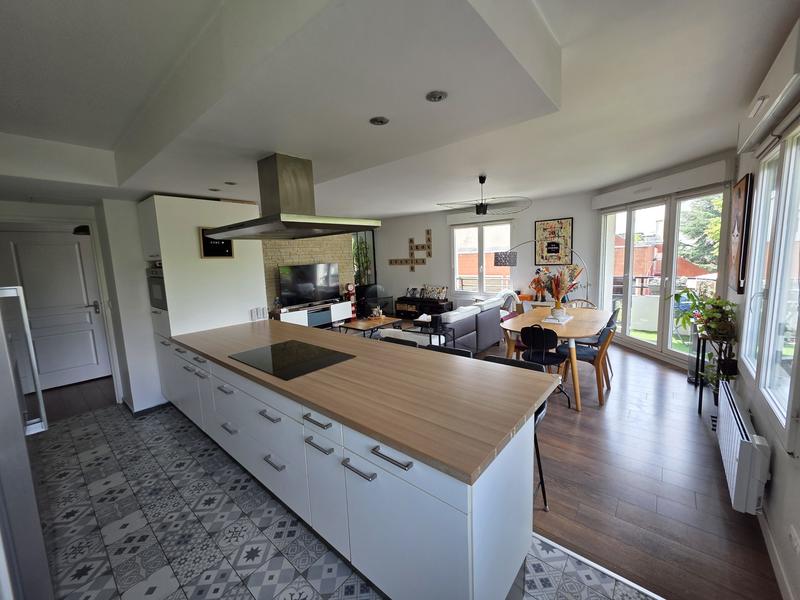 Appartement - 108 m² - 5 pièces