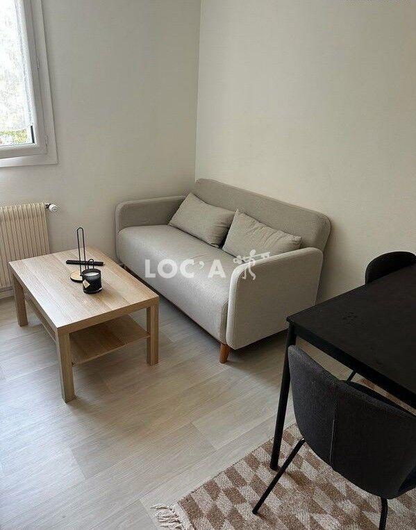 Studio - 15 m² - 1 pièce