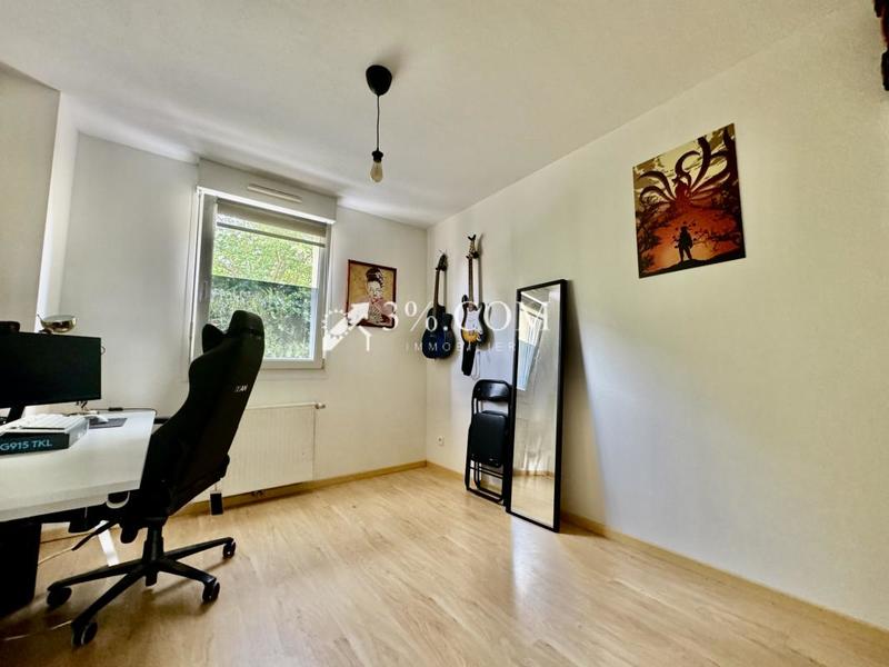 Appartement - 85 m² - 4 pièces