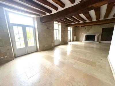 Maison - 290 m² - 11 pièces