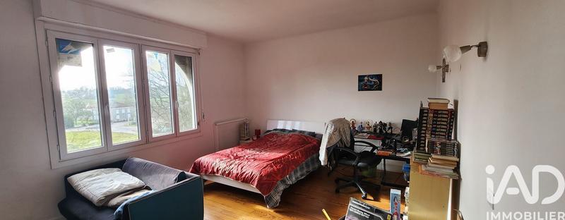 Maison - 270 m² - 6 pièces