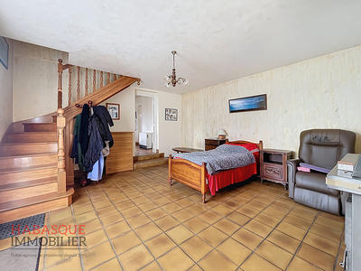 Maison - 104 m² - 6 pièces