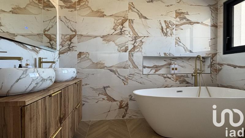 Maison - 120 m² - 4 pièces