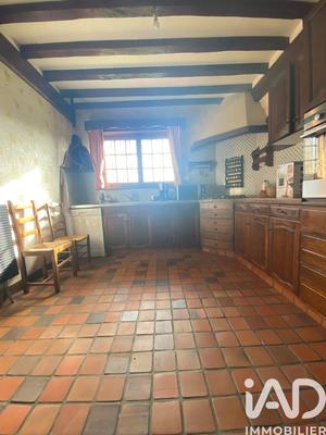 Maison - 230 m² - 6 pièces