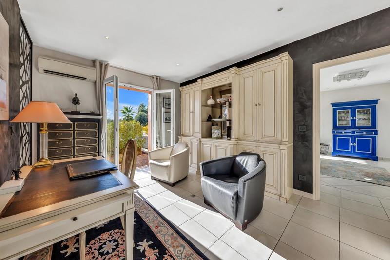 Villa - 175 m² - 5 pièces