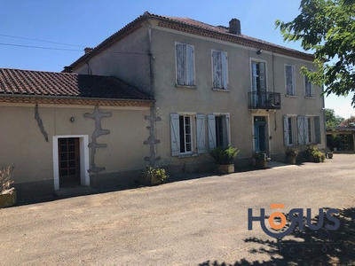 Viager - Maison - 517 m² - 16 pièces