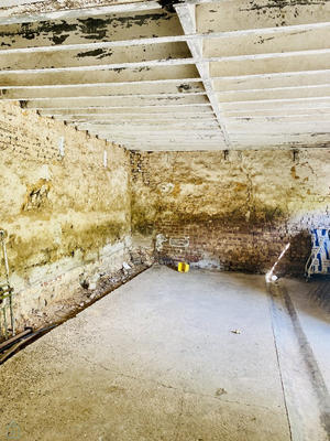 Maison - 90 m² - 2 pièces