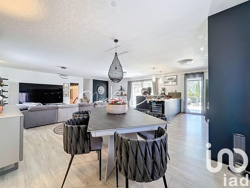 Maison - 188 m² - 5 pièces