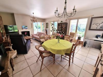Maison - 137 m² - 4 pièces
