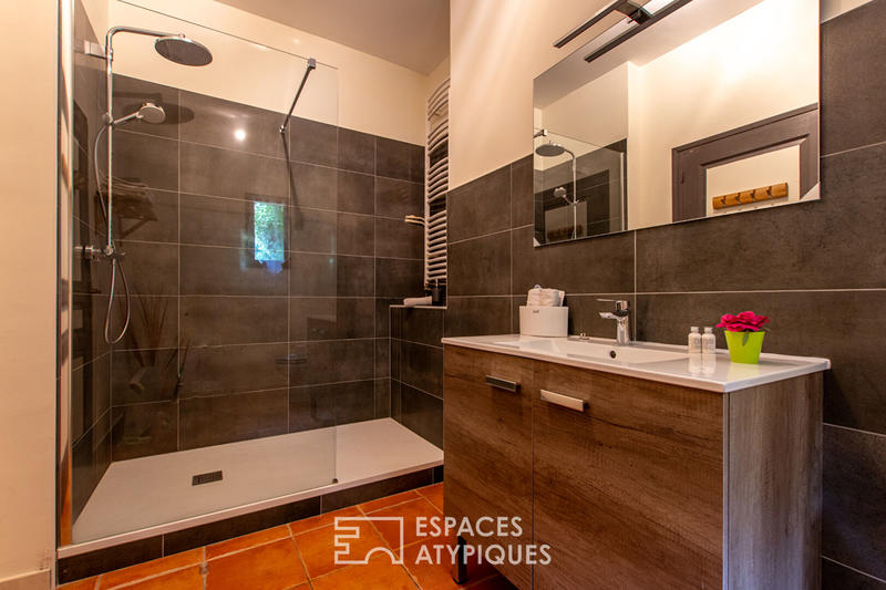 Demeure - 460 m² - 13 pièces