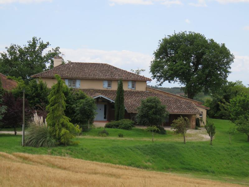 Maison - 508 m² - 9 pièces