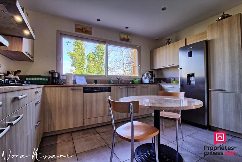 Maison - 195 m² - 6 pièces