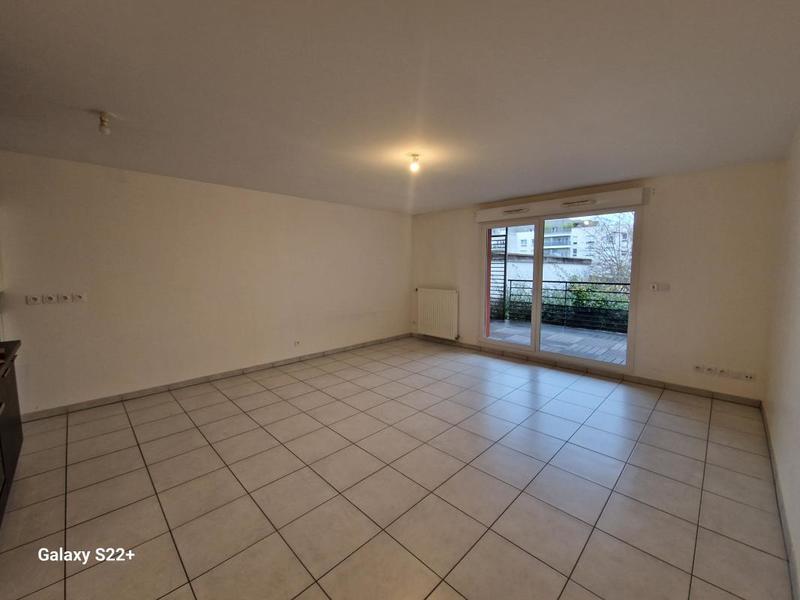 Appartement - 67 m² - 3 pièces