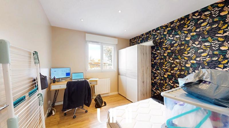 Maison - 111 m² - 5 pièces