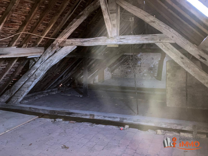 Maison - 220 m² - 9 pièces