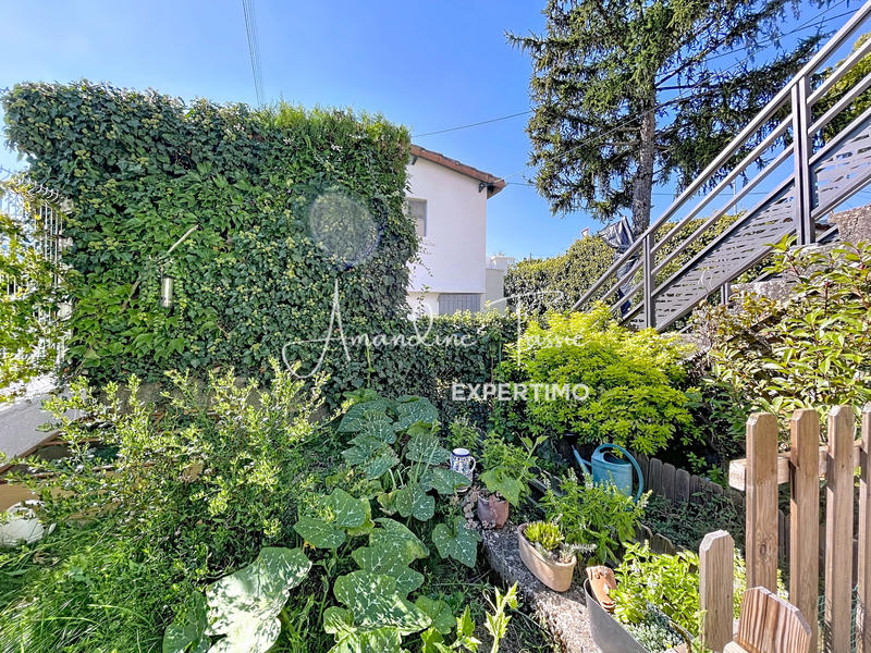 Appartement - 90 m² - 4 pièces