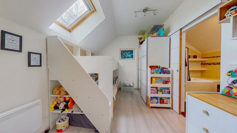 Maison - 85 m² - 4 pièces