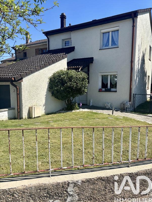 Maison - 93 m² - 4 pièces