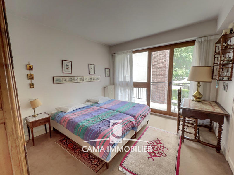 Appartement - 139 m² - 6 pièces