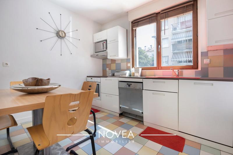 Maison - 154 m² - 9 pièces