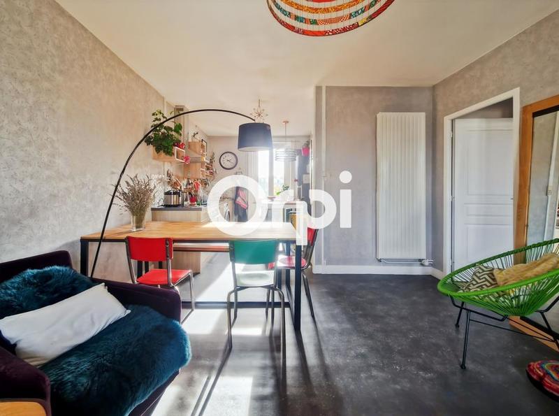 Appartement - 87 m² - 4 pièces