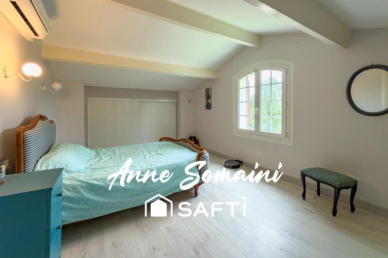 Maison - 214 m² - 7 pièces