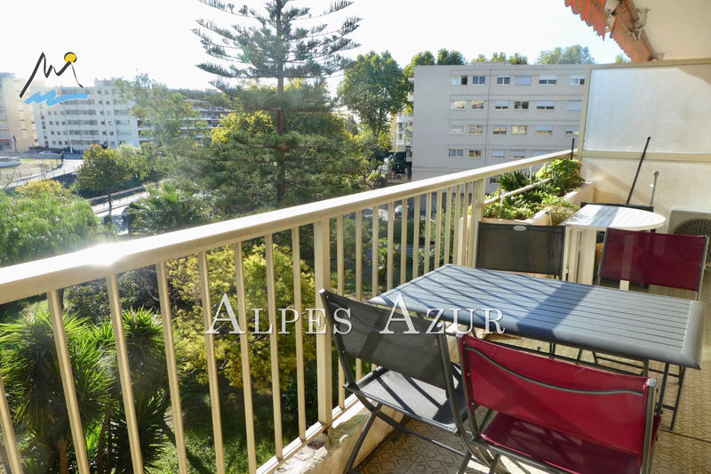 Appartement - 77 m² - 3 pièces