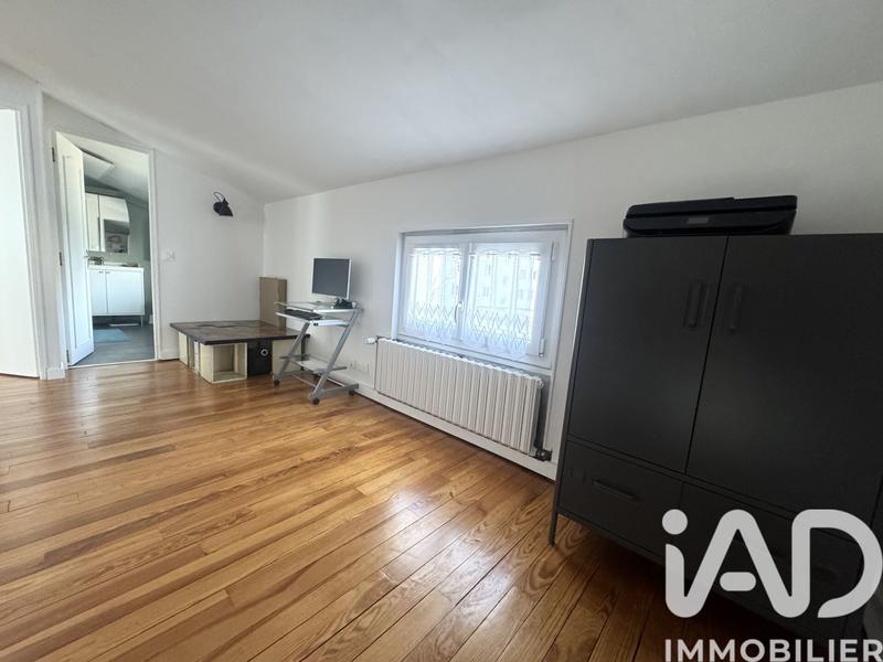 Maison - 104 m² - 4 pièces