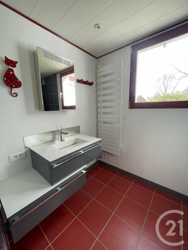 Maison - 163 m² - 6 pièces