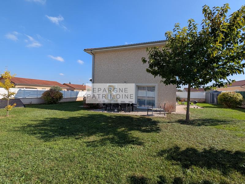 Maison - 111 m² - 5 pièces