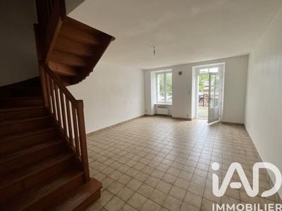 Maison - 88 m² - 4 pièces