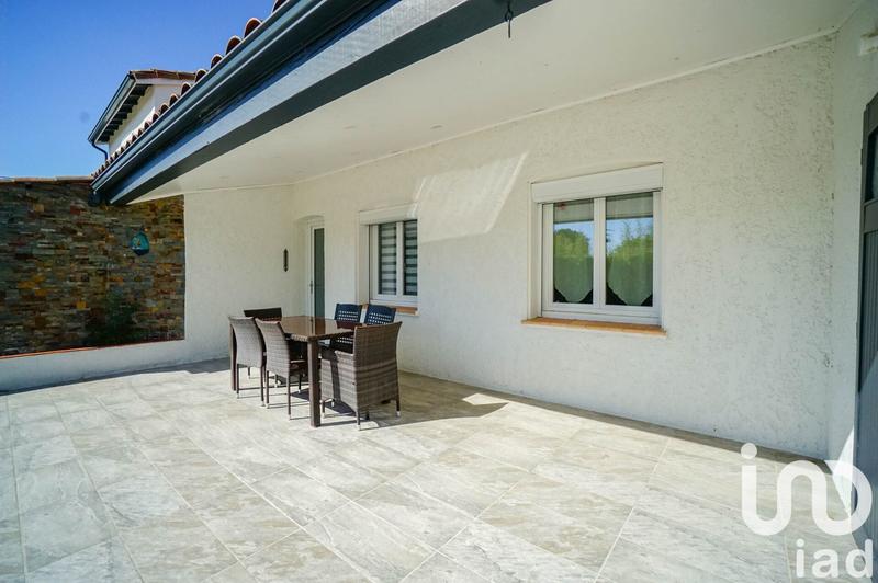 Maison - 180 m² - 7 pièces