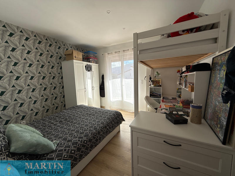 Maison - 185 m² - 6 pièces