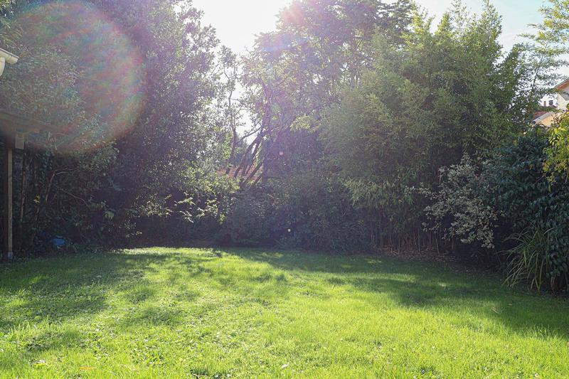 Maison - 220 m² - 8 pièces