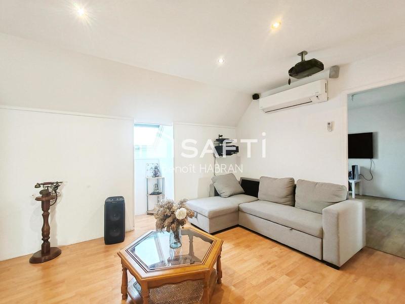 Maison - 200 m² - 10 pièces