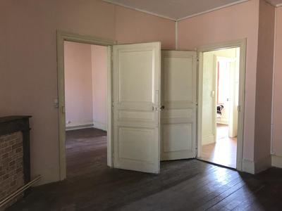 Appartement - 145 m² - 5 pièces