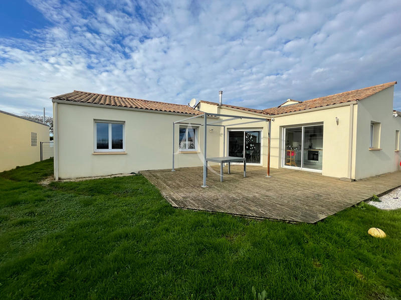 Maison - 140 m² - 5 pièces