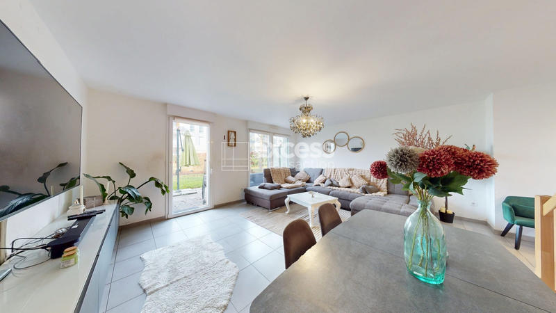 Maison - 87 m² - 4 pièces