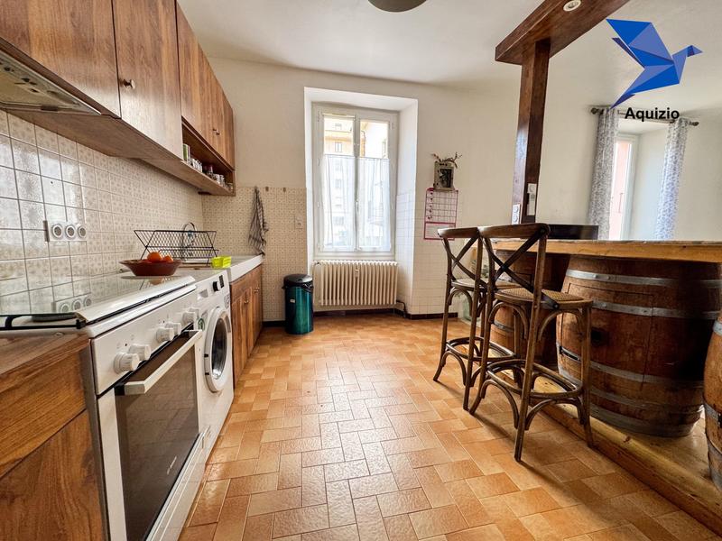 Appartement - 82 m² - 3 pièces