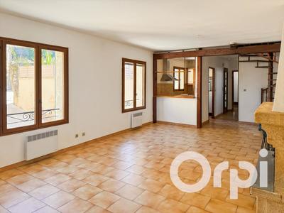 Maison de ville - 95 m² - 4 pièces