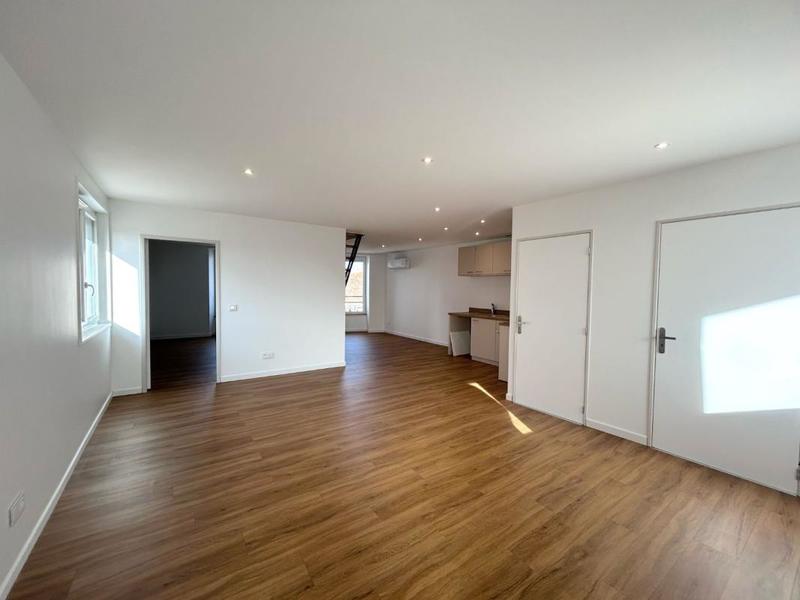 Appartement - 77 m² - 4 pièces
