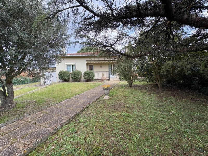 Maison - 110 m² - 4 pièces